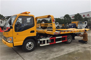 维西哪里有拖车服务